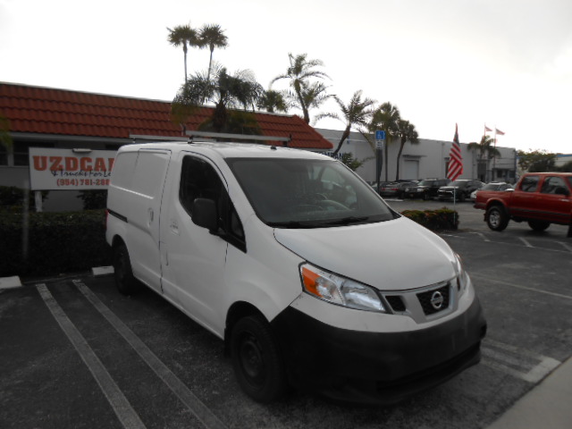 Used 2017 Nissan NV200 S Van 4D FWD image 9
