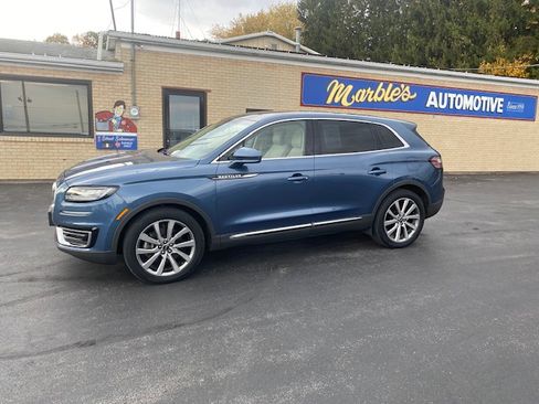 Used 2019 Lincoln Nautilus Select image 2