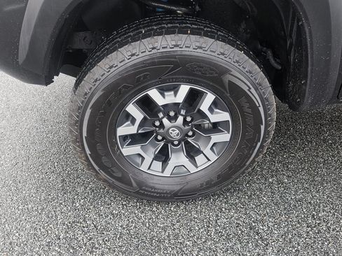 Used 2021 Toyota Tacoma image 8