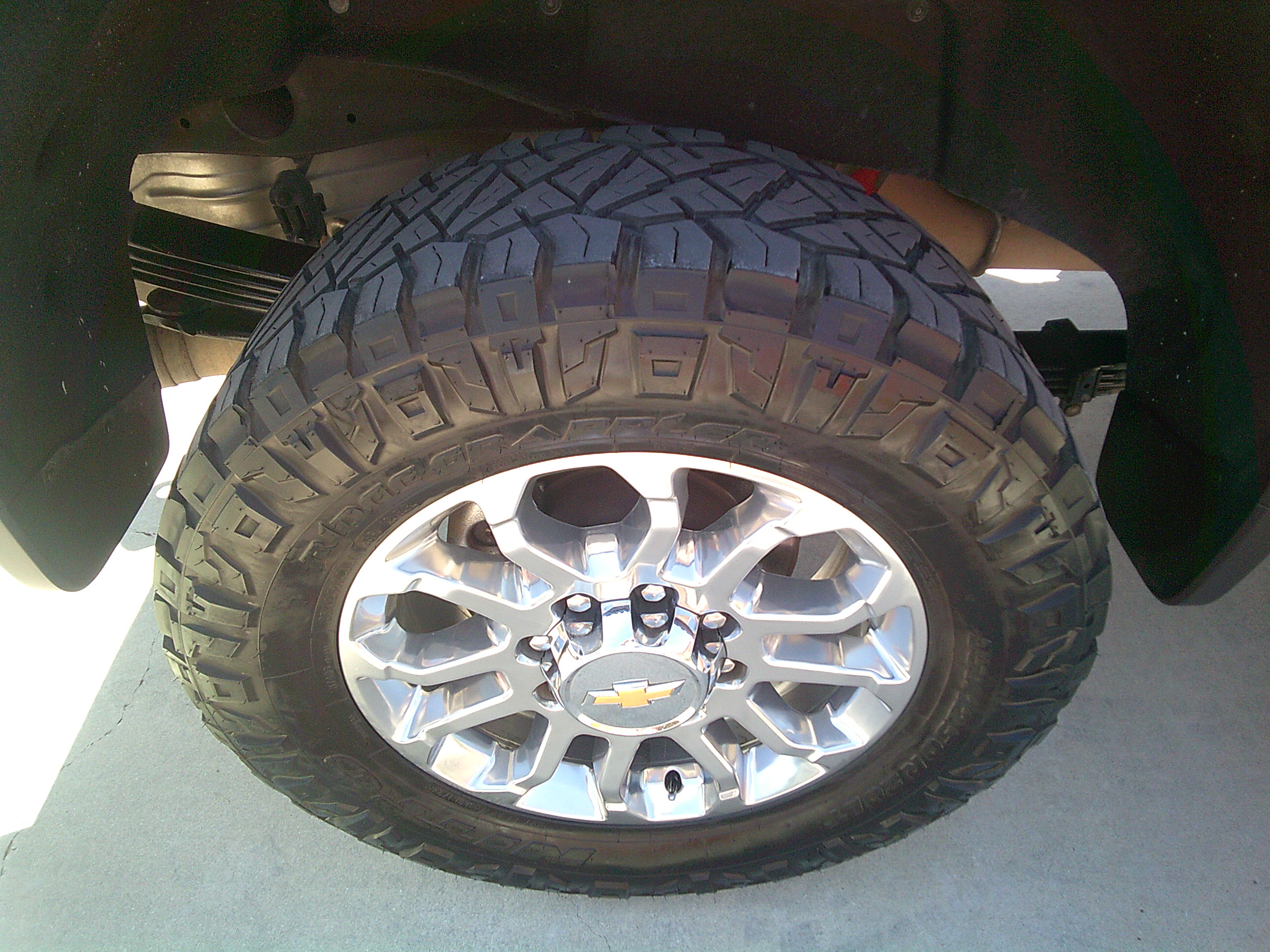 Used 2024 Chevrolet Silverado 2500 LTZ AWD/4WD image 26