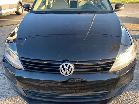 Used 2011 Volkswagen Jetta 2.5 SE image 2