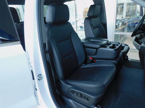 Certified 2025 GMC Sierra 1500 SLT image 24