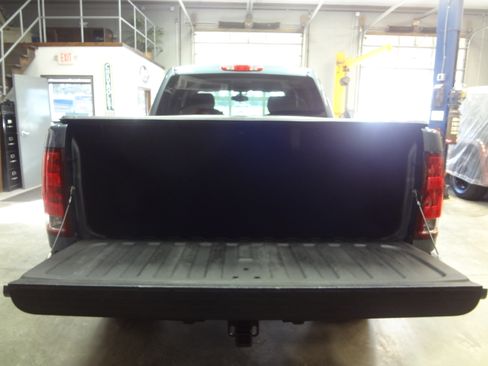 Used 2011 GMC Sierra 1500 SLE image 6