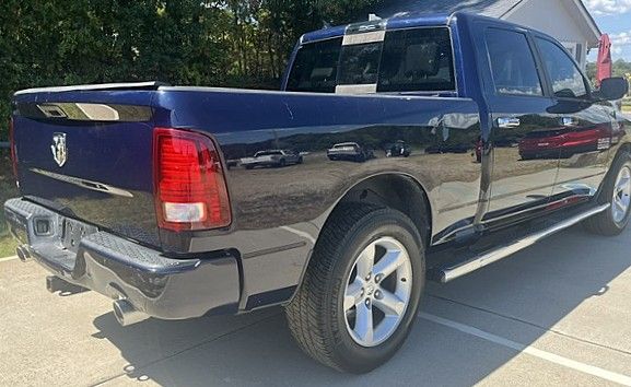 Used 2015 RAM 1500 2WD Crew Cab Sport image 6