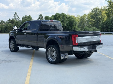 Used 2017 Ford F350 4x4 Crew Cab King Ranch image 9