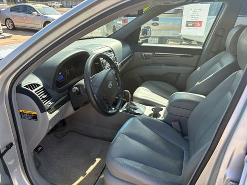 Used 2007 Hyundai Santa Fe 2WD image 4