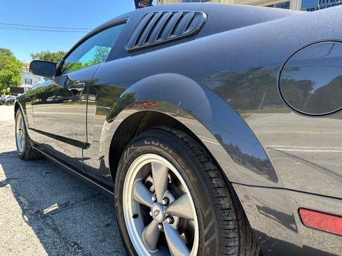 Used 2007 Ford Mustang GT Coupe RWD image 7