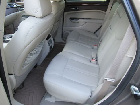 Used 2014 Cadillac SRX AWD Luxury image 15