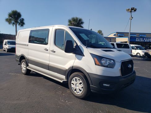 Used 2024 Ford Transit 250 image 8