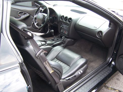 Used 2001 Pontiac Firebird Trans AM w/ WS6 Package RWD image 15