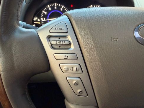 Used 2017 INFINITI QX80 image 20