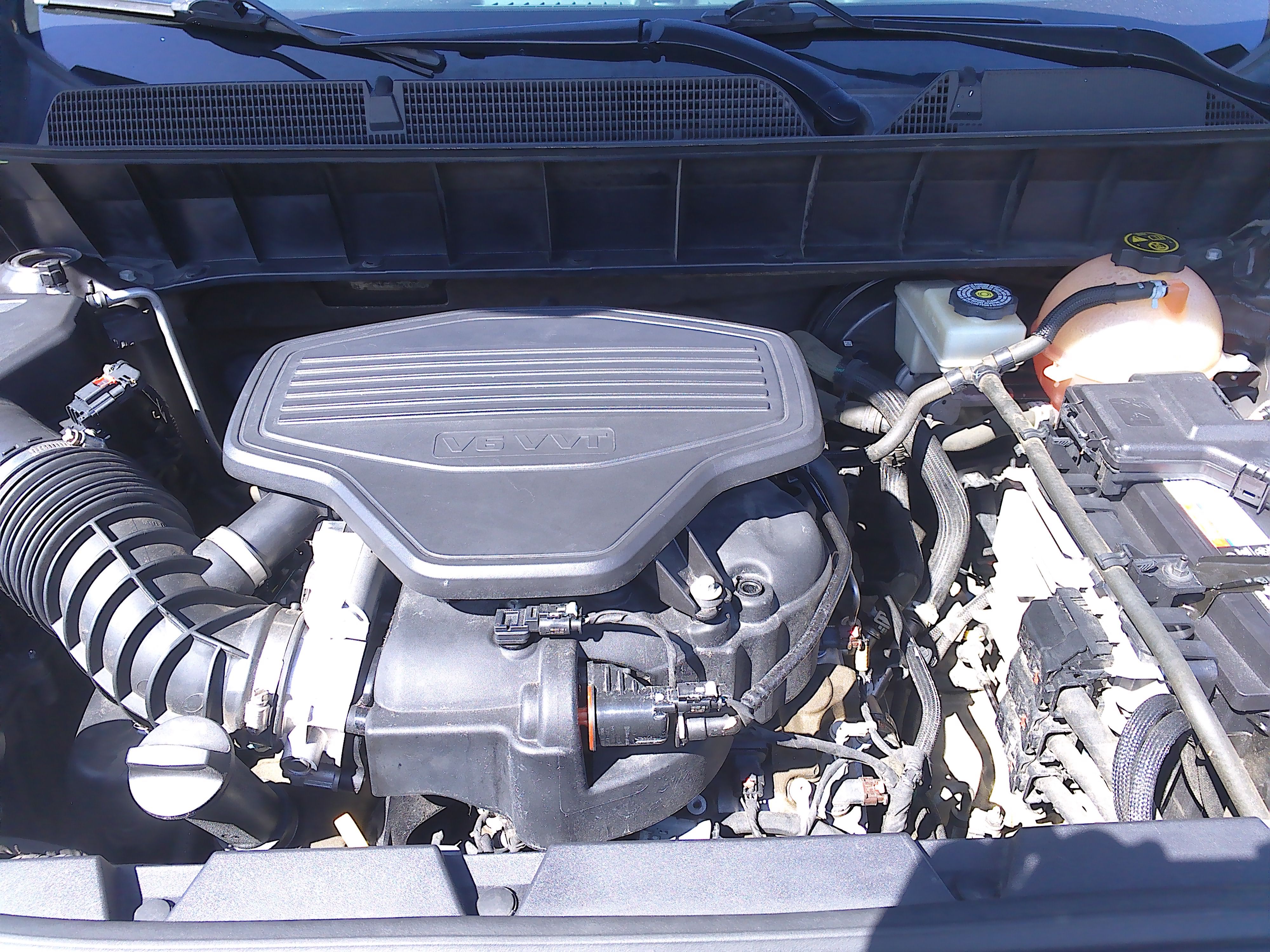 Used 2017 GMC Acadia SLE FWD image 42