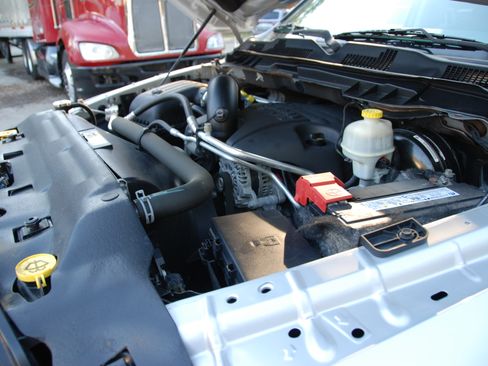 Used 2016 RAM 1500 ST image 26