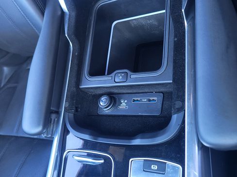 Used 2022 Land Rover Range Rover Sport HSE Silver Edition image 15