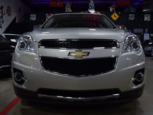 Used 2014 Chevrolet Equinox LTZ FWD image 10