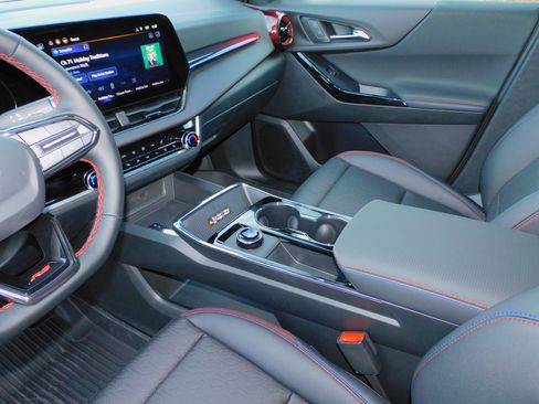 New 2026 Chevrolet Equinox RS image 18