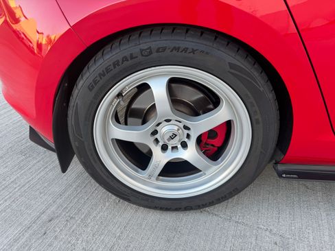 Used 2017 Volkswagen GTI Sport image 18