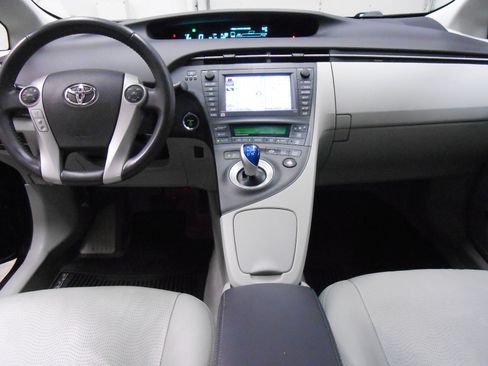 Used 2010 Toyota Prius Four Hatchback 4D FWD image 9