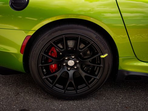 Used 2017 Dodge Viper GTC image 64