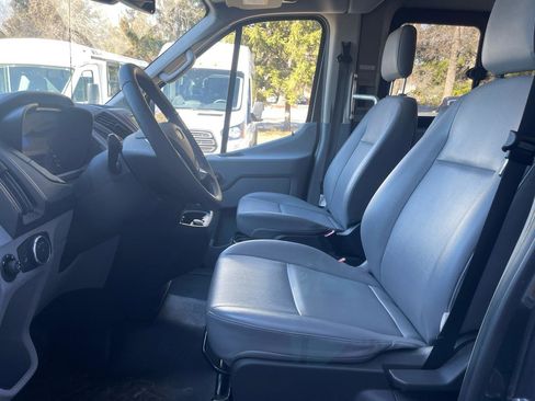 Used 2019 Ford Transit 350 XL image 31