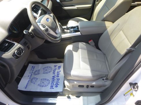 Used 2011 Ford Edge 2WD Limited image 14