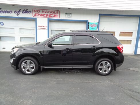 Used 2016 Chevrolet Equinox LT image 3
