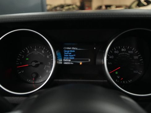 Used 2018 Ford Mustang GT Premium image 26