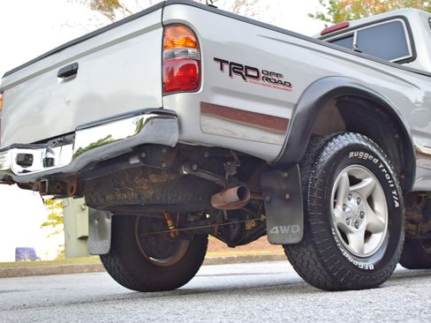 Used 2003 Toyota Tacoma SR5 image 40