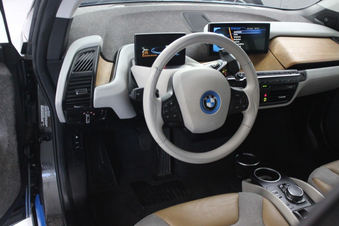 Used 2015 BMW i3 w/ Range Extender RWD image 14