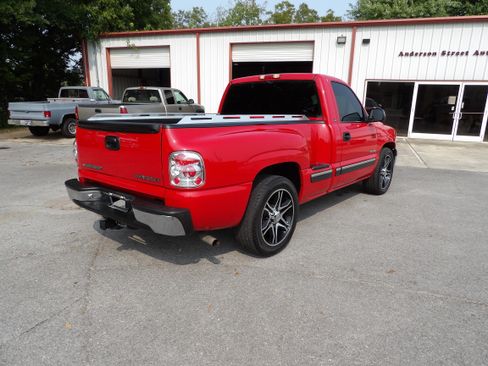 Used 2000 Chevrolet Silverado 1500 LS image 3