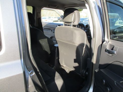 Used 2013 Jeep Patriot Sport image 20