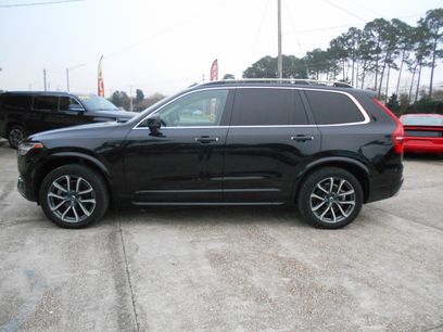 Used 2017 Volvo XC90 T6 Momentum