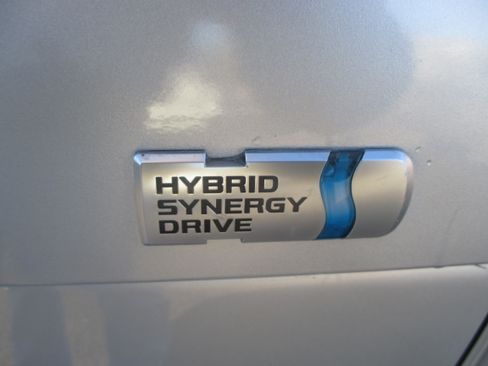 Used 2010 Toyota Prius Two image 17