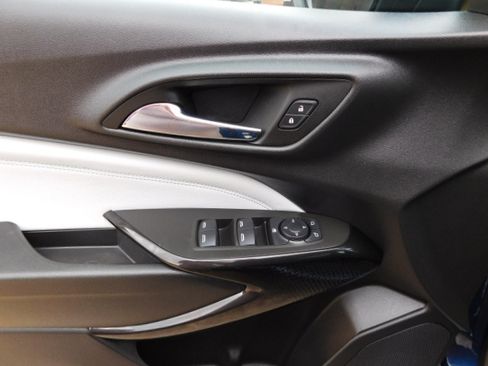 Used 2024 Chevrolet Trax LT image 10