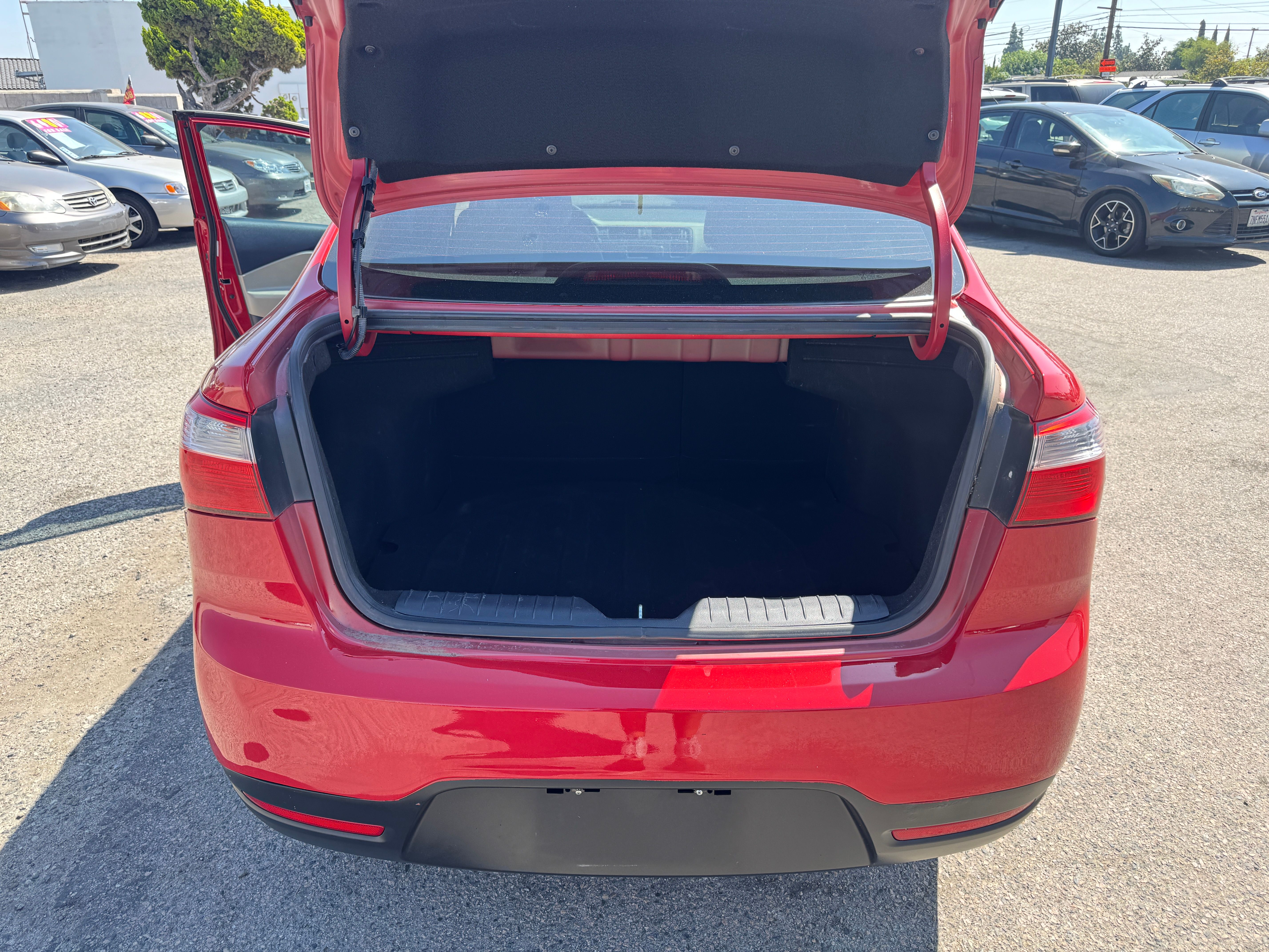 Used 2013 Kia Rio LX Sedan FWD image 21
