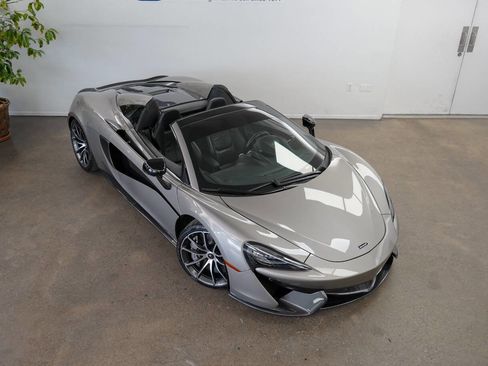 Used 2020 McLaren 570S image 34