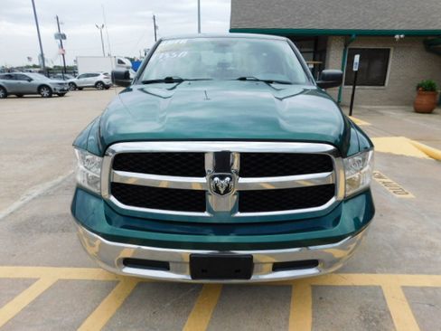 Used 2018 RAM 1500 ST image 3