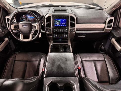 Used 2020 Ford F250 Lariat image 22