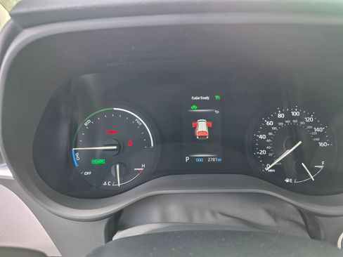 Used 2022 Toyota Sienna XLE image 28