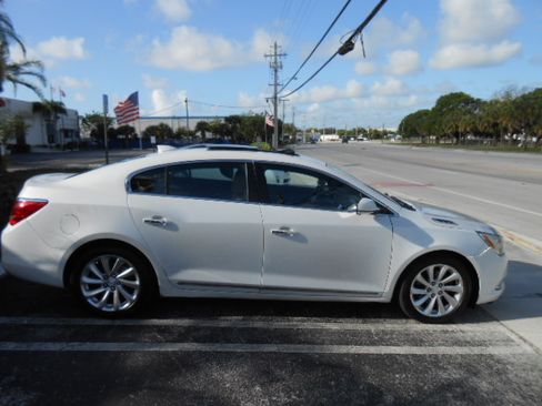 Used 2015 Buick LaCrosse Leather FWD image 7