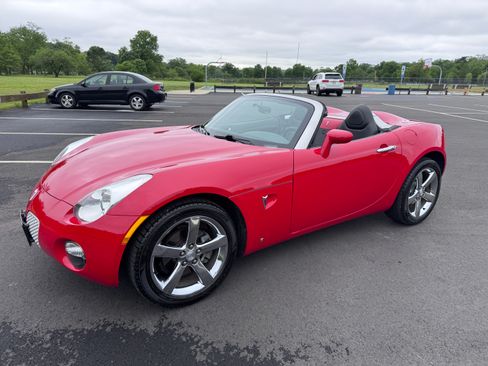 Used 2007 Pontiac Solstice image 17