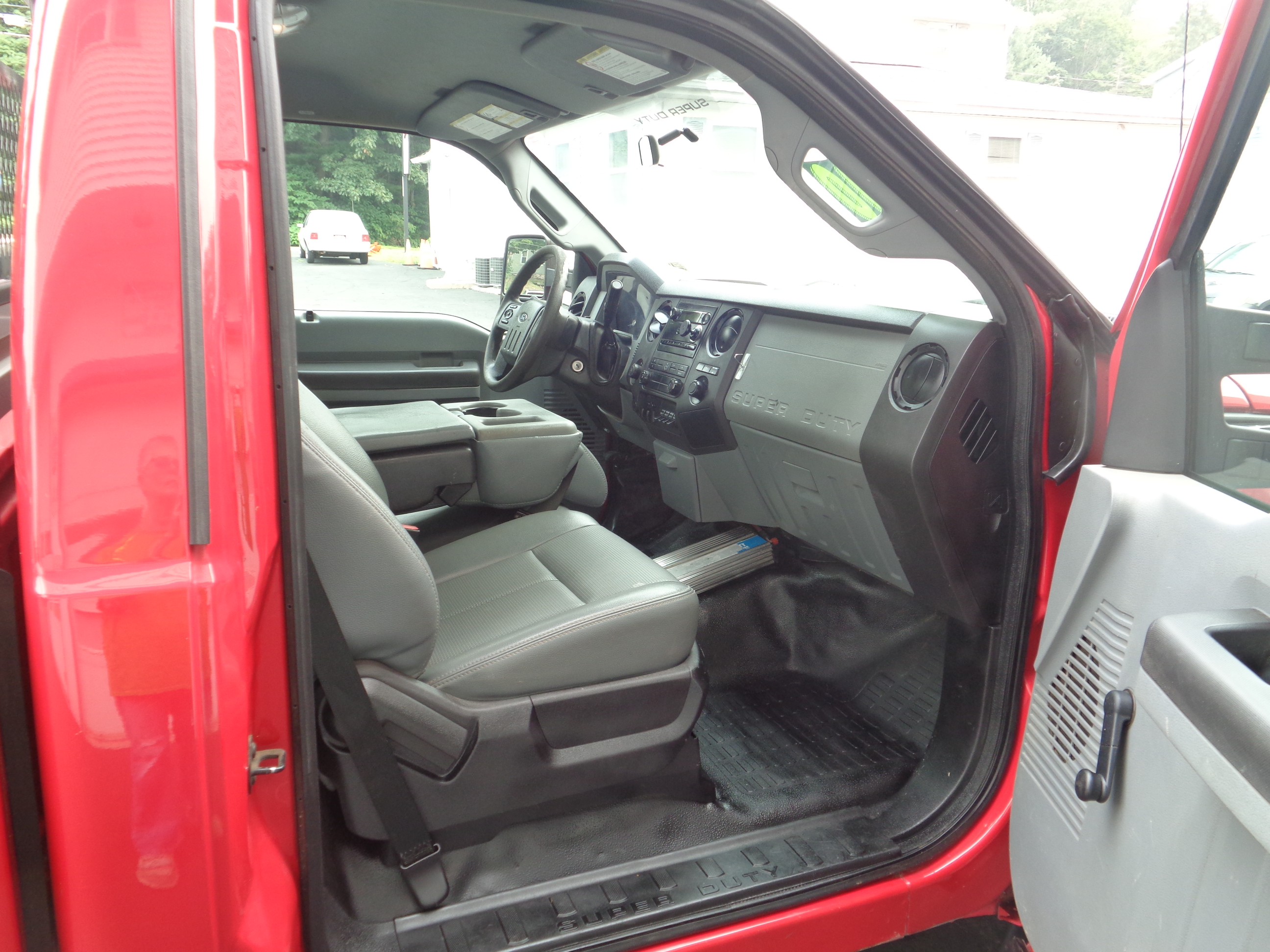 Used 2015 Ford F250 2WD Regular Cab Super Duty image 6