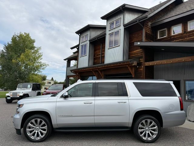 Used 2020 Chevrolet Suburban 4WD image 2
