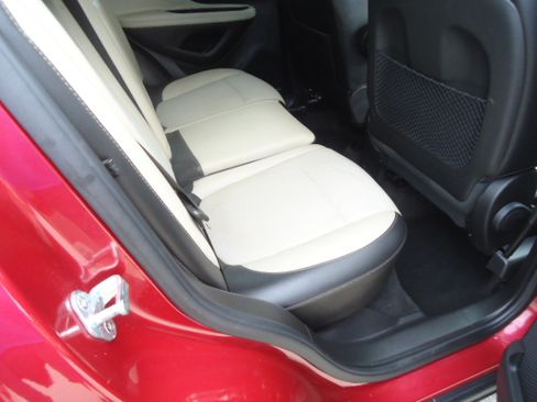 Used 2019 Buick Encore FWD Preferred image 6