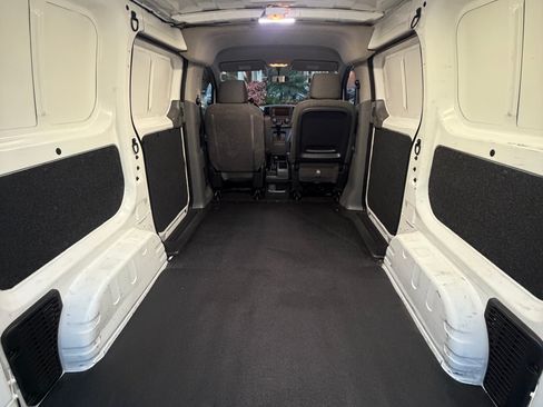 Used 2020 Nissan NV200 SV Van 4D FWD image 7