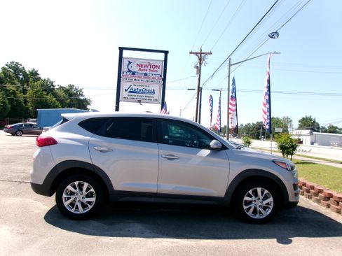 Used 2020 Hyundai Tucson FWD SE image 1