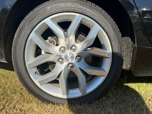 Used 2019 Chevrolet Impala Premier image 9