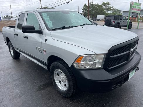 Used 2019 RAM 1500 4x4 Quad Cab Classic Tradesman image 3