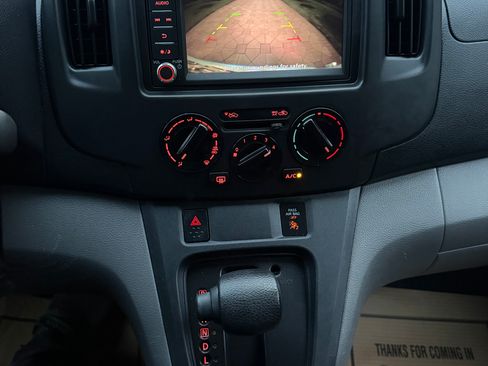 Used 2020 Nissan NV200 SV Van 4D FWD image 11