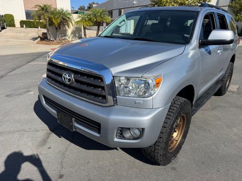 Used 2012 Toyota Sequoia SR5 image 8